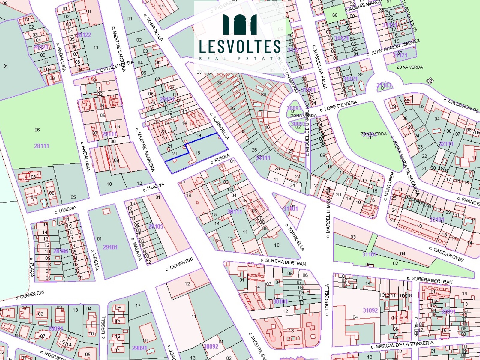 OPPORTUNITY! PLOT IN PALAFRUGELL OF ALMOST 1.200M2 WITH FRONTAGE TO THREE STREETS AND HIGH BUILDABILITY.
