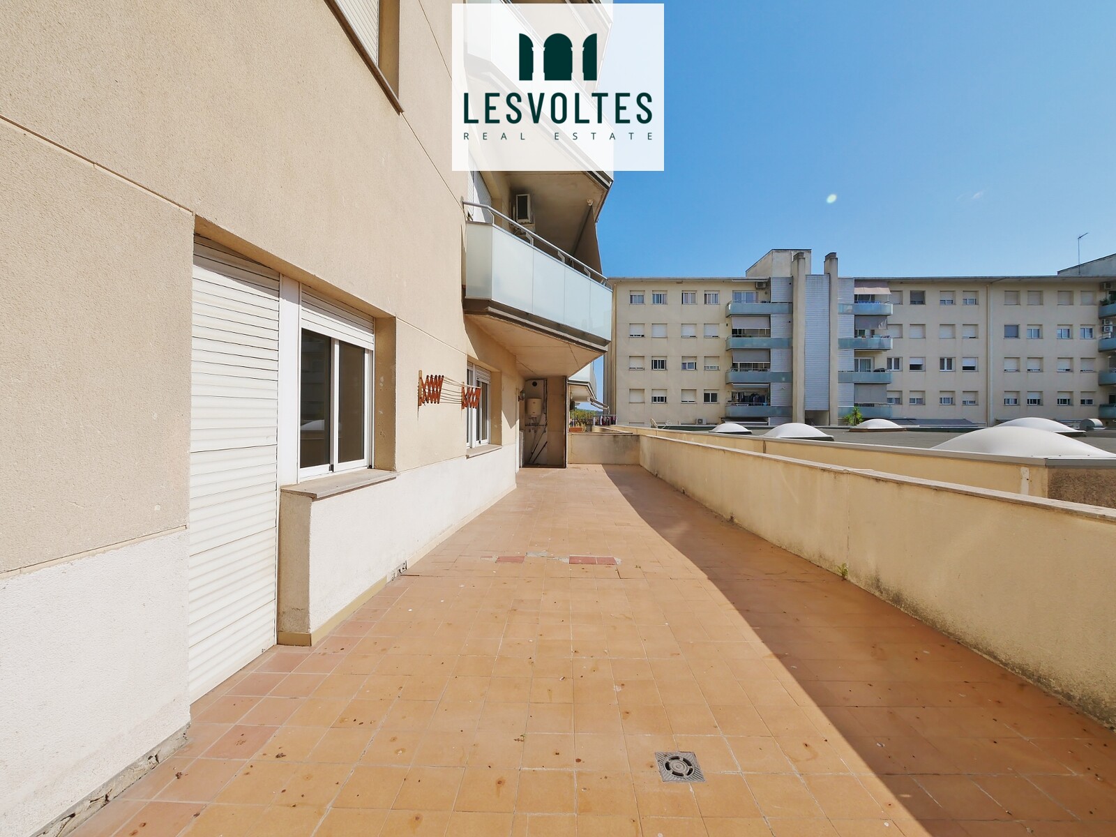 ¡OPORTUNIDAD! PISO CON AMPLIA TERRAZA Y GARAJE EN VENTA EN PALAFRUGELL