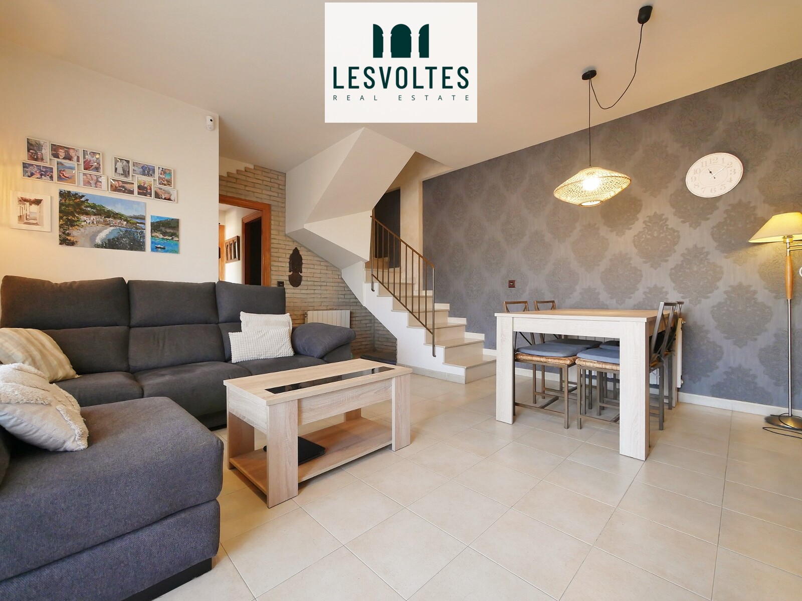 MAGNÍFIC ÀTIC DÚPLEX AMB TERRASSA, APARCAMENT I TRASTER EN VENDA A PALAFRUGELL