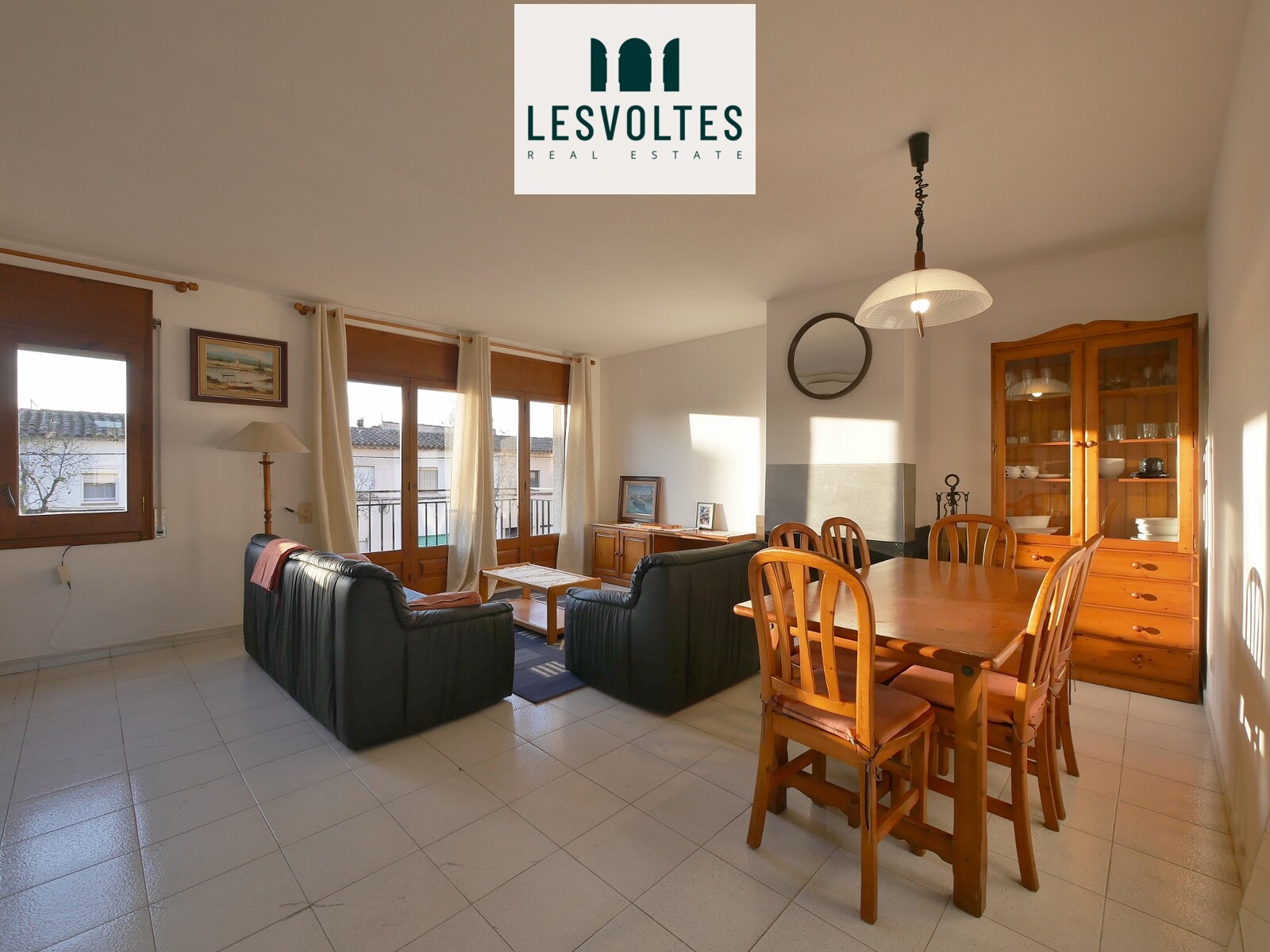 CASA AMB PATI I GARATGE SITUADA A PALAFRUGELL EN ZONA RESIDENCIAL