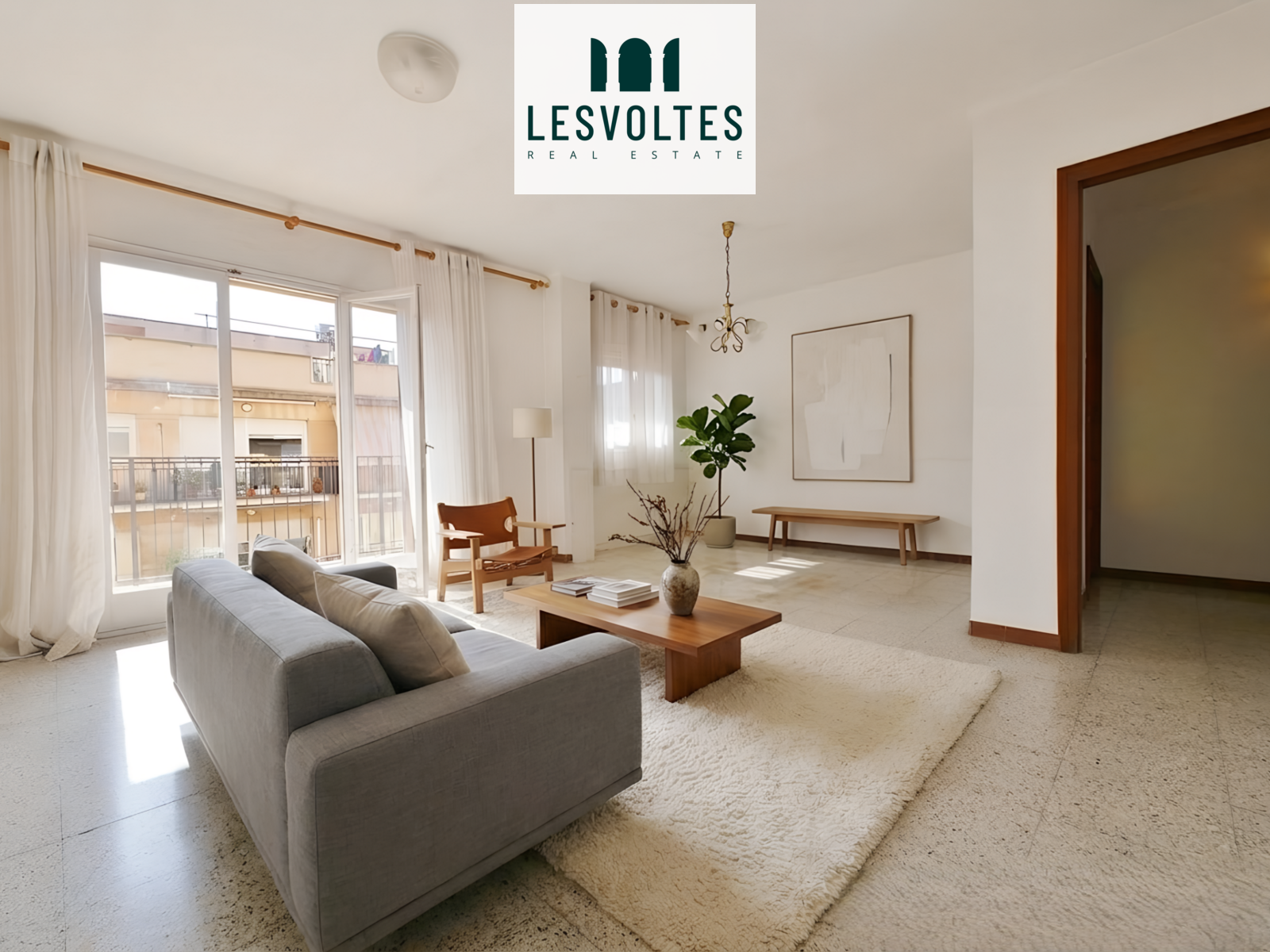 97 M² SECOND-FLOOR APARTMENT FOR SALE IN PALAFRUGELL