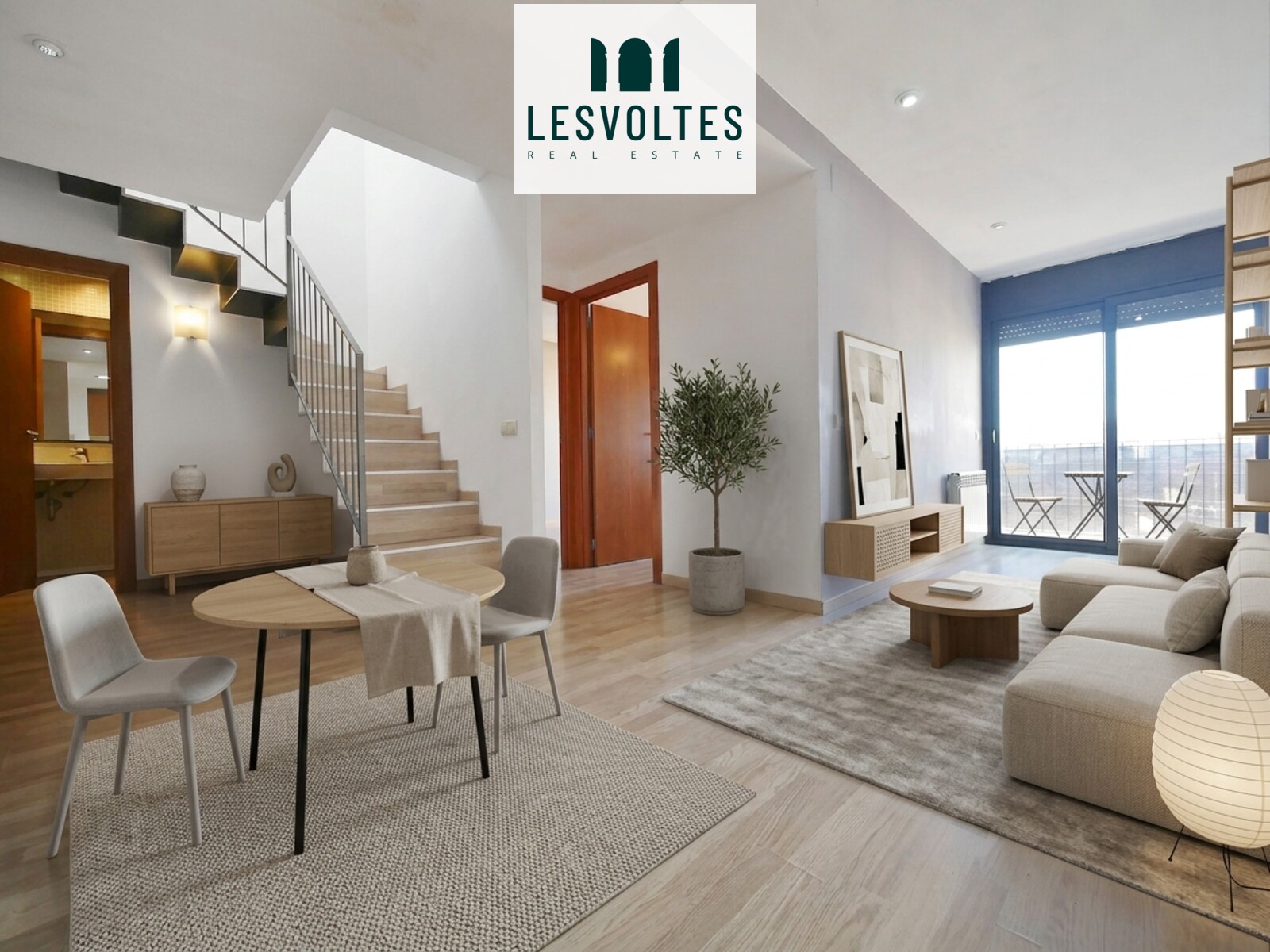 DUPLEX WITH TERRACE AND MULTIPLE PARKING SPACES IN THE CENTRE OF PALAFRUGELL